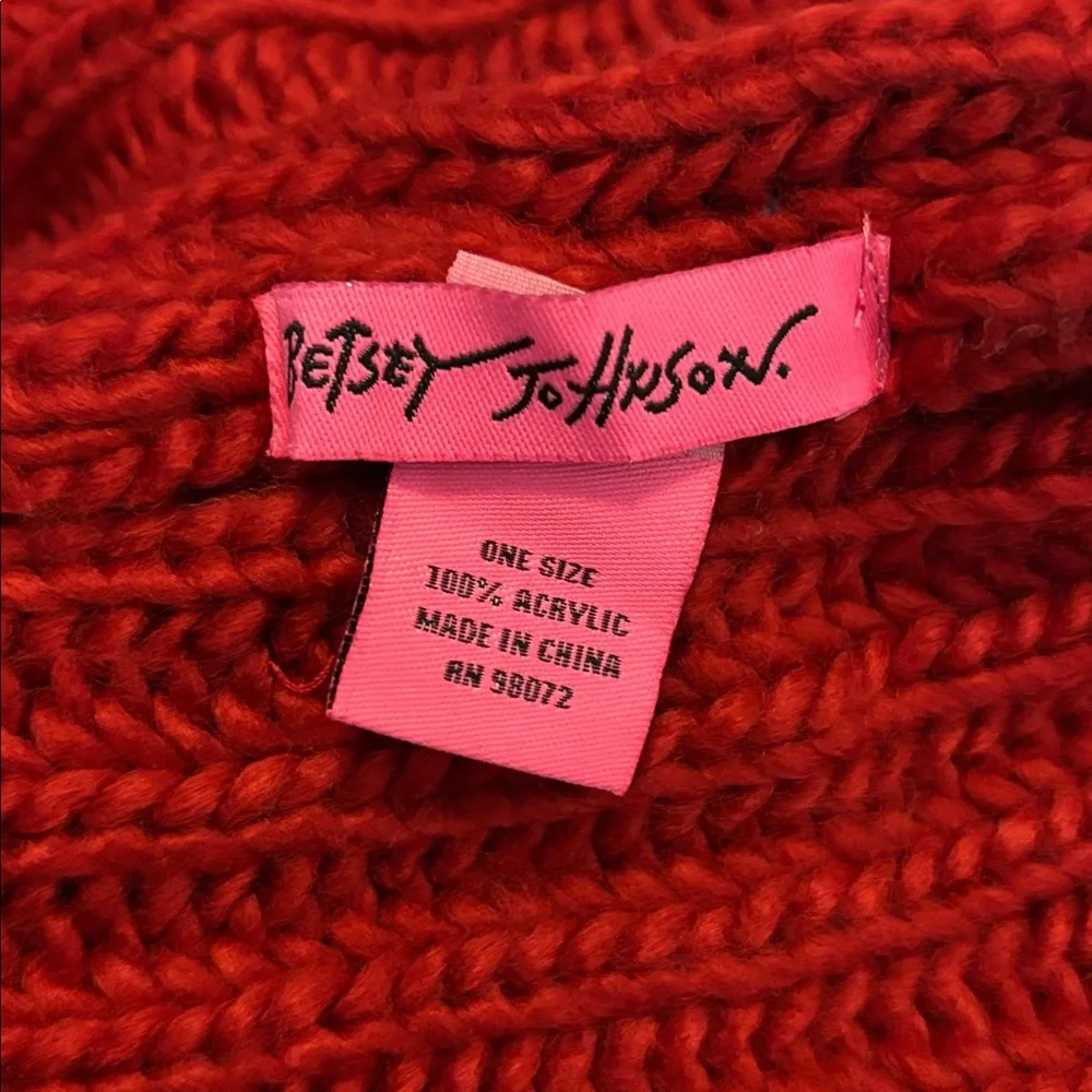 BETSEY JOHNSON | scarf